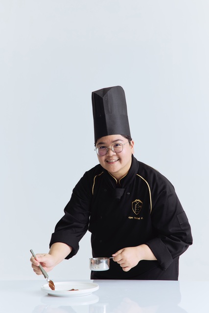 อาจารย์ออย (ดร.หทัยชนก ฉิมบ้านไร่)